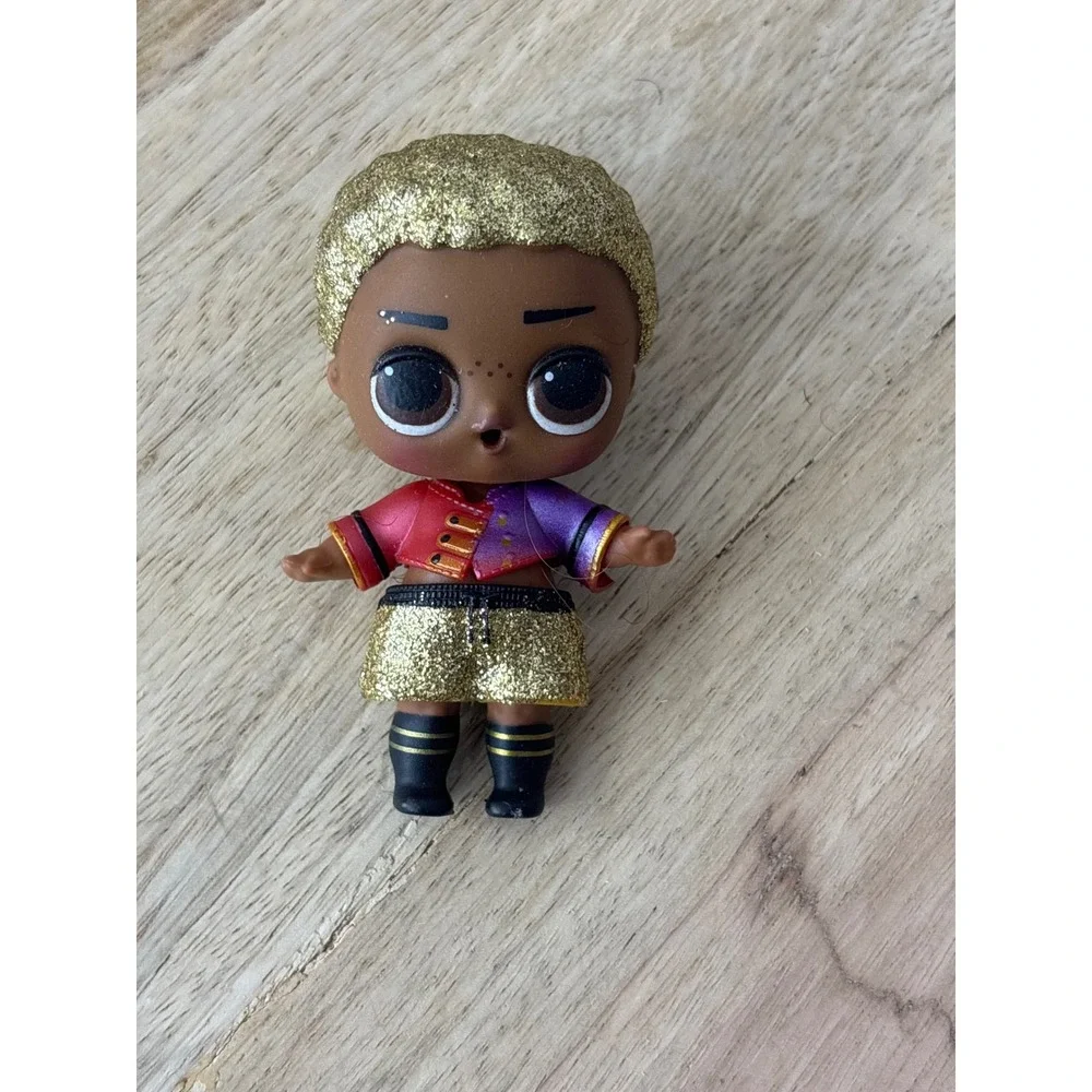 MGA LOL Surprise Boys Series 2 King Bee Gold Glitter Doll Figure 3 Inch 2018